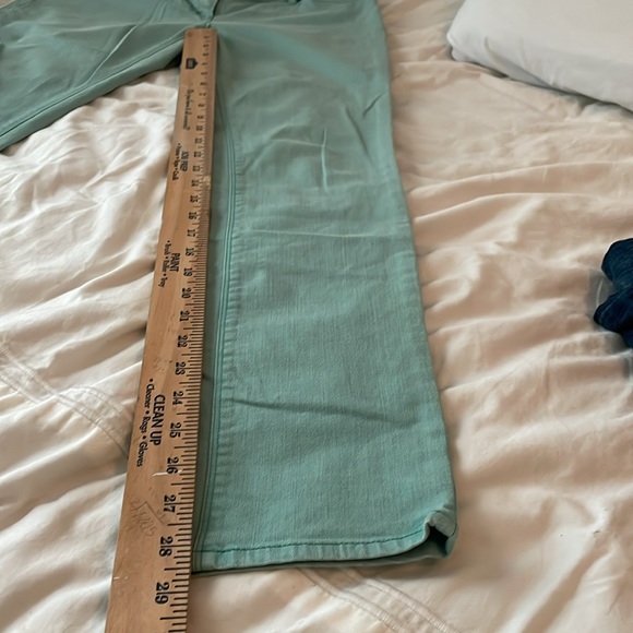 Mint green skinny Vince Camuto Jean - Picture 9 of 9